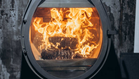 ECOFUEL_EcoBriquettes_in_stove_Landing_Page